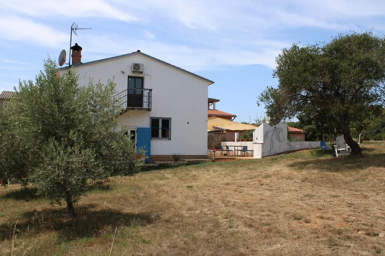 Apartment Helena Pula